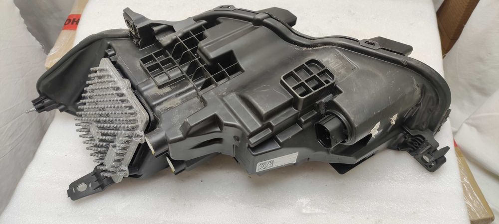 Фара оригина бу Jaguar XE X760 Full LED EURO MID LX7313W029