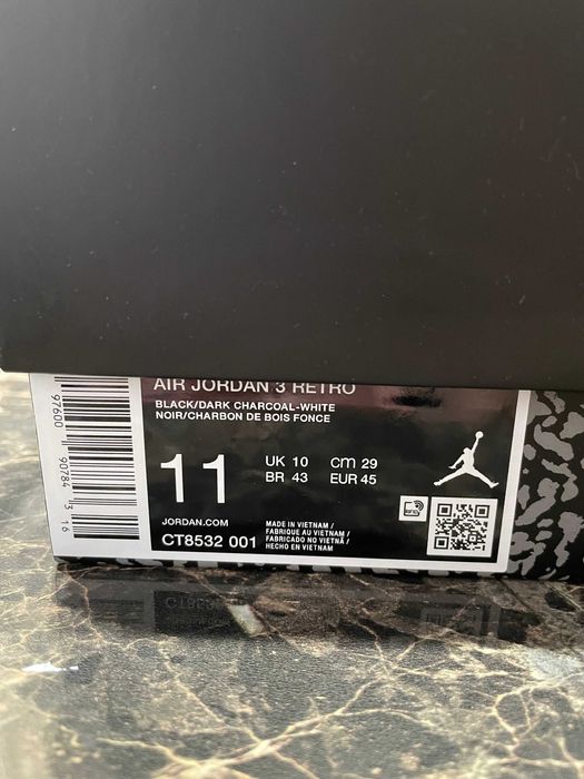 Nike Air Jordan Retro III Black Cat rozmiar 45EU