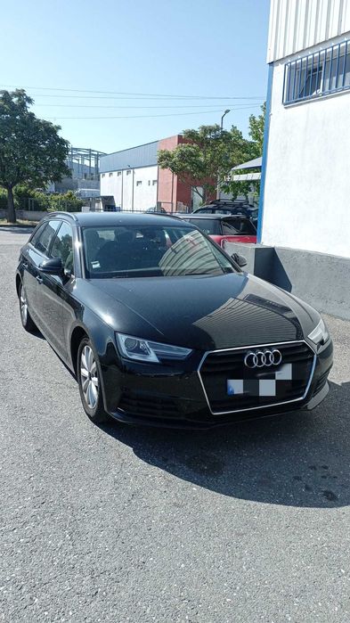 Vendo Audi A4 avantgard