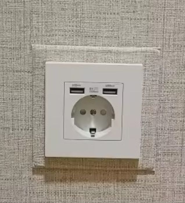 Gniazdo z dwoma USB