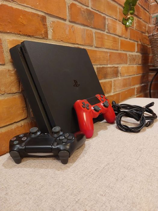 Playstation 4 SLIM