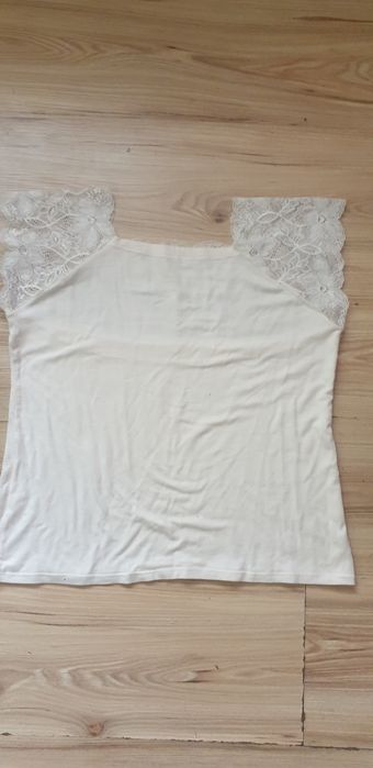 Bluzka ecri z koronką r.40