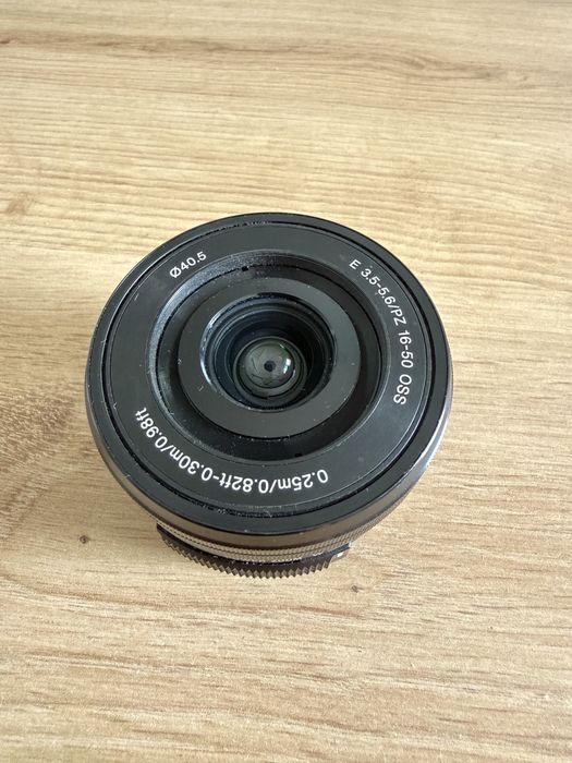 Sony a 6400 + lente sony 16-50 + lente sony 18-105 + 2 baterias sony