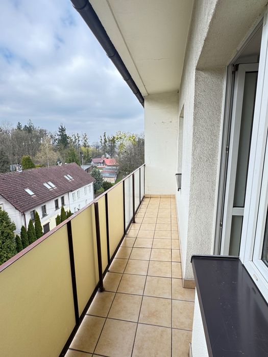 Ładne M 3 z balkonem w dobrej lokalizacji - Więcej