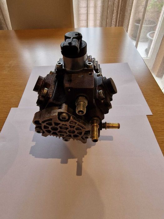 Bomba Injetora Bosch Ford Focus 1.6 TDCI 90 CV  ( Motor PSA