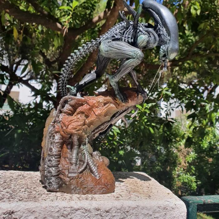 Alien e Alien Vs Predator - Estátuas