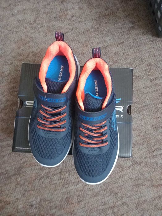 Sapatilhas skechers de criança