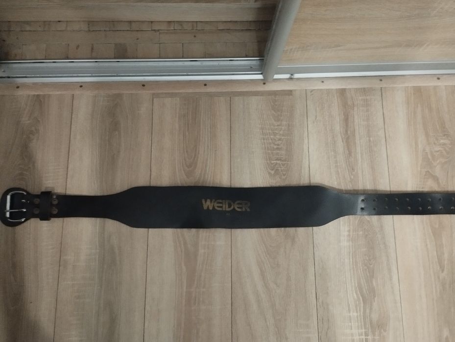 Пояс для важкої атлетики, шкіряний гарний стан.Розмір- М! шкіряний!