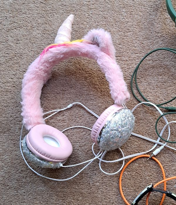 Sluchawki Lampka USB wkłady długopis 3d  etui na cd
