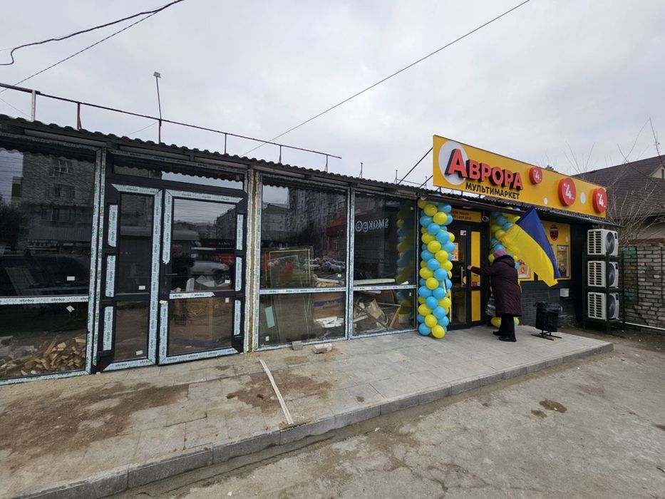 Аренда фасадного нового  помещения на Северном 67м 65000грн