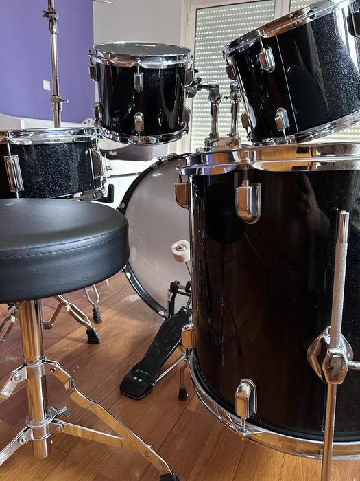 Bateria acústica Startone + extras