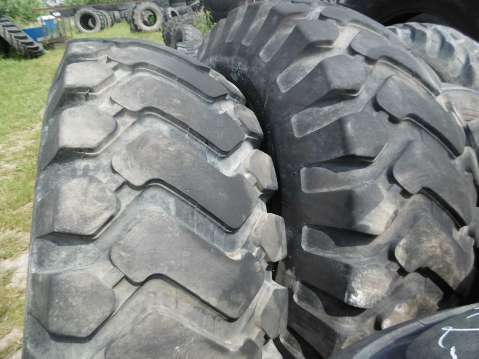 Koła opony kompletne na powietrzu 20,5-25 20,5R25 Ładowarka Case inne