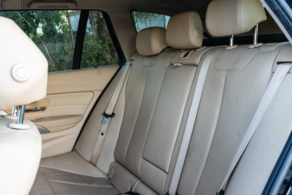 BMW F31 318D 2015 - 195 Mil Km - 18 Meses Garantia