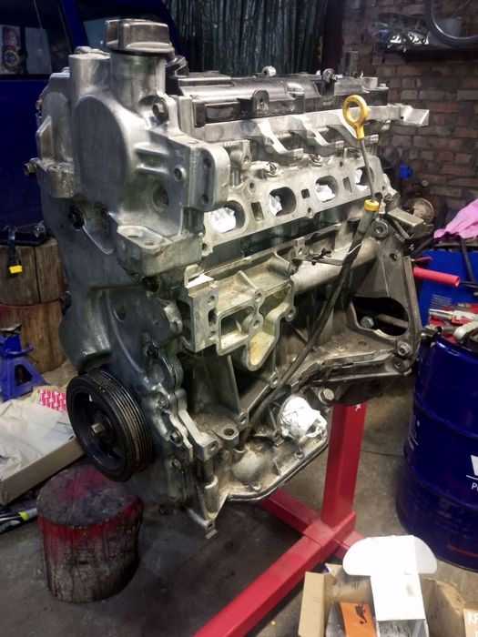 Двигун  MR20DE Nissan