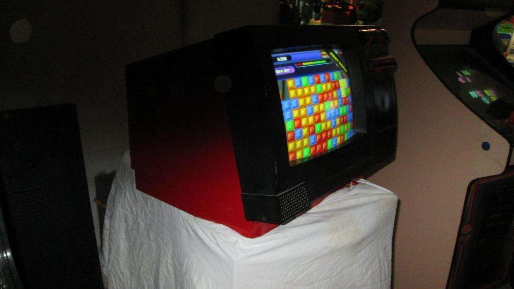 Máquina Megatouch Maxx, com dezenas de jogos