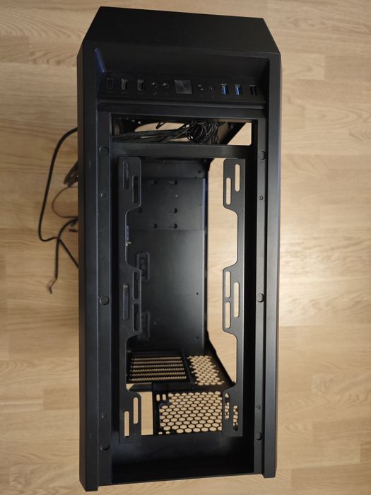 Продам корпус ПК Vinga Cobalt