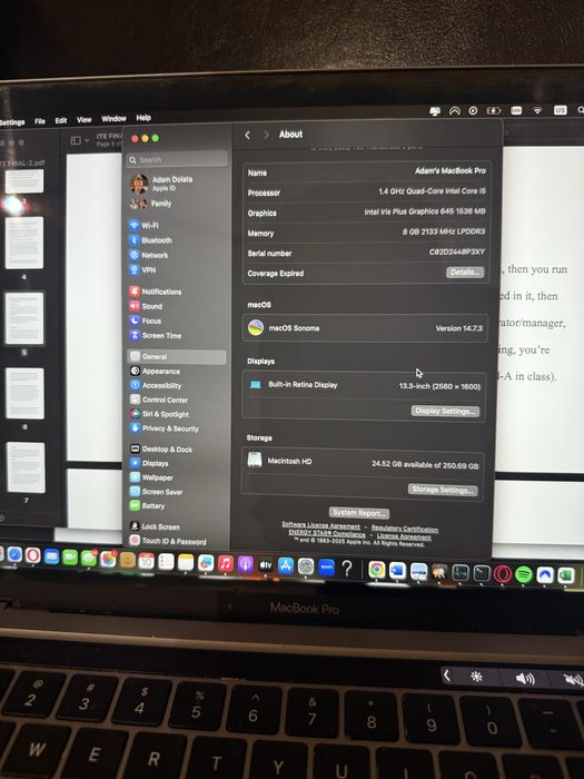 MacBook Pro 13” (2020) – Intel i5 / 8GB RAM / 256GB SSD