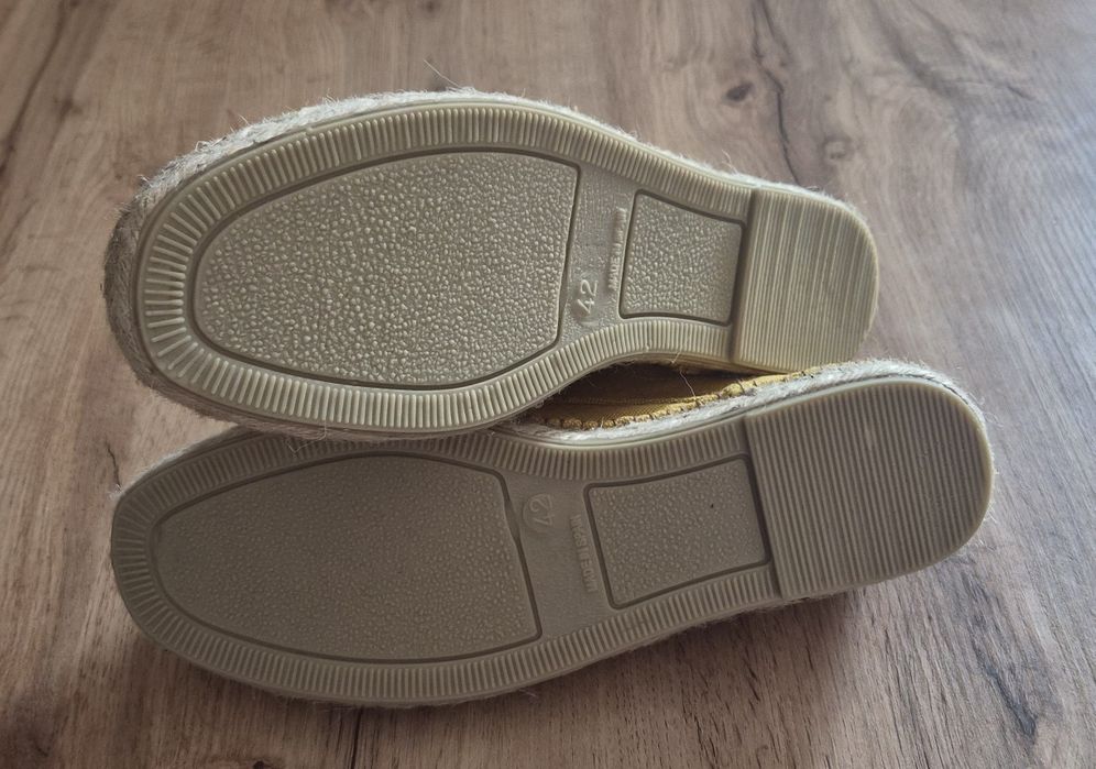 Nowe espadryle Toni Pons r.42