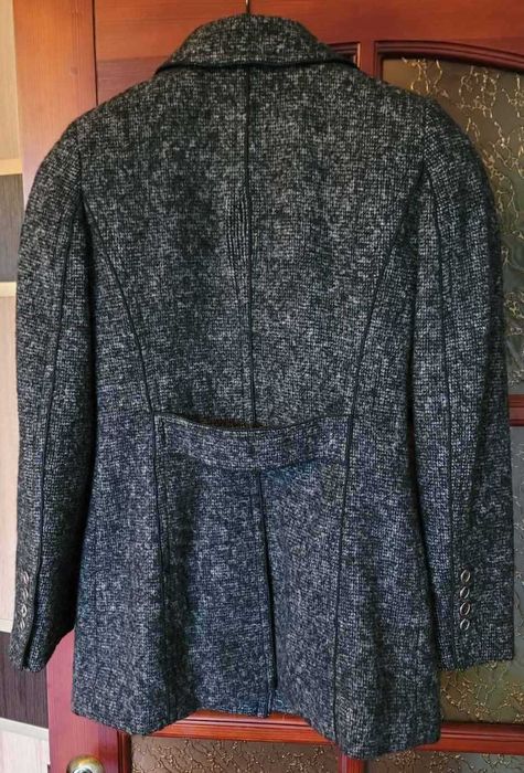 Пиджак женский Dolce & Gabbana.
