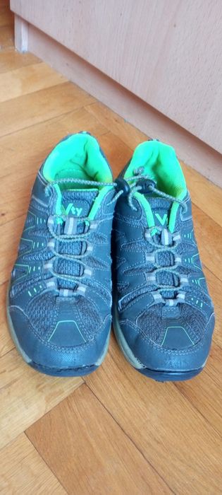 Buty sportowe rozm. 35 adidasy/ buty trekingowe
