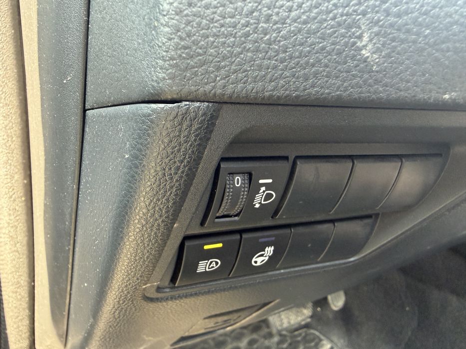 Mazda 2 hybrid cesja leasing 2023 serwis,salon