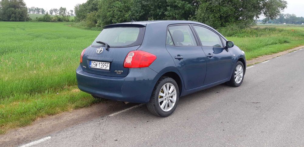 Toyota Aursi 2.0 D4D