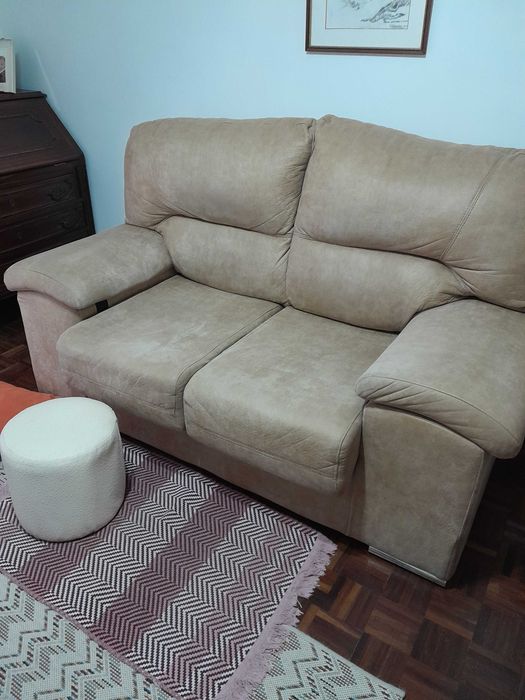 Conjunto sofas ( 2 lugares + 3 lugares)