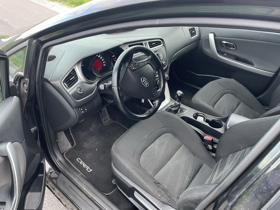 KIA CEED 2013 rok 1.6crdi