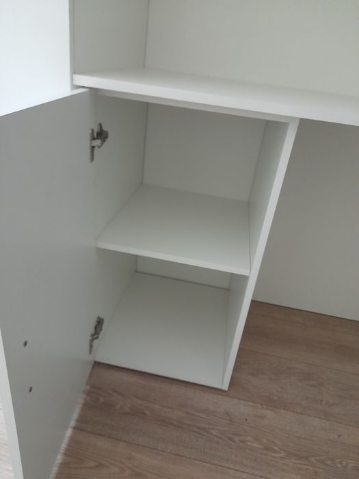 Łóżko piętrowe z szafą I biurkiem