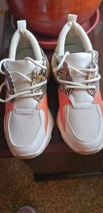 Sapatilhas de mulher 36