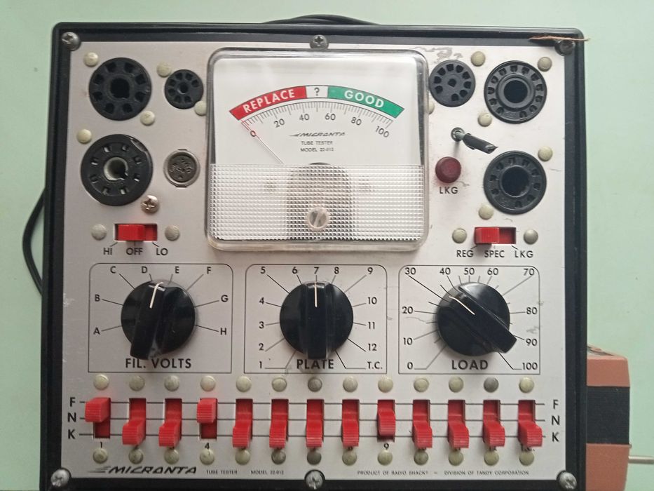 NOS Telefunken ECC83 ( 62-67 ) e Tube Tester Micronta