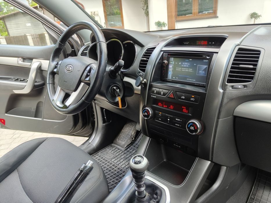 Kia Sorento 2.2 CRDi 200KM Attract 2WD Perfekcyjny Zadbany Extra