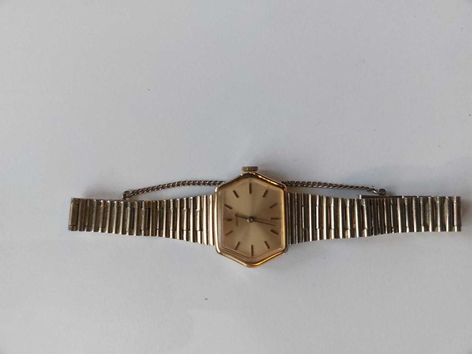 Zegarek damski Seiko złoty