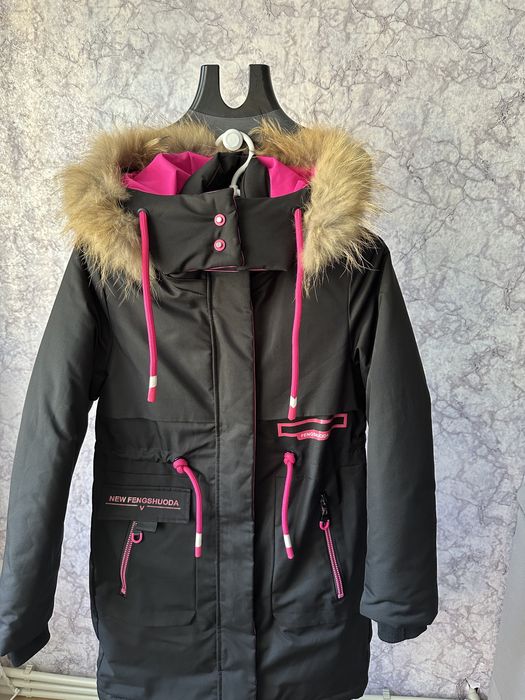 Зимова куртка/ пальто 140