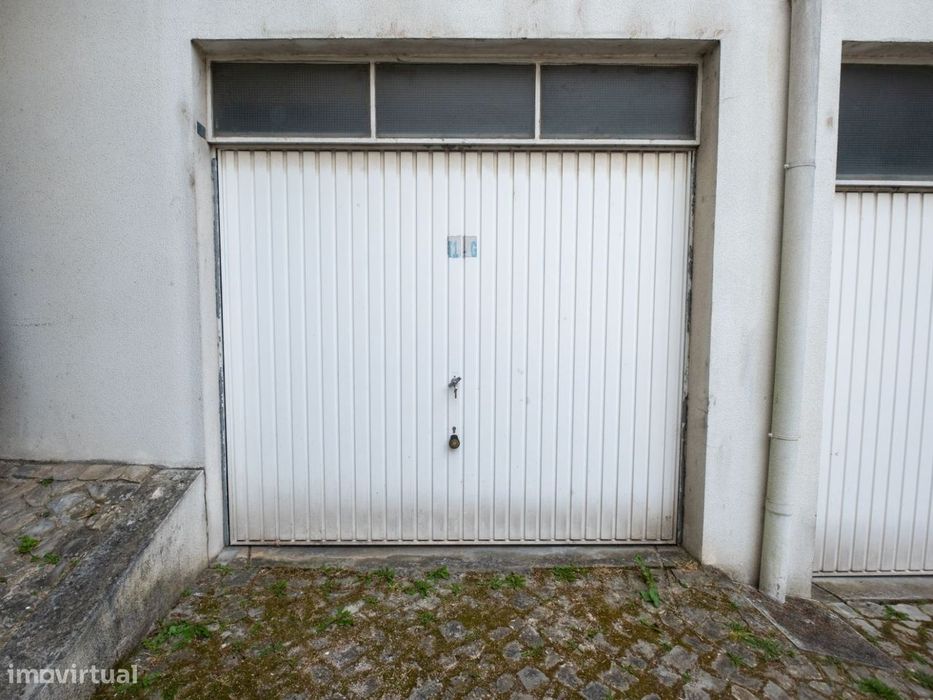 Apartamento T1 - Urbanização Gorgulão em Coimbra com Garagem