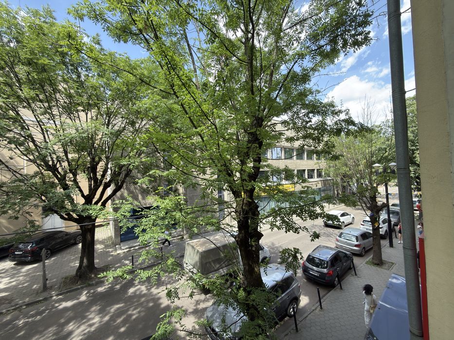 Продаж великої 3 кімнатної квартир. Вул Грюнвальдська