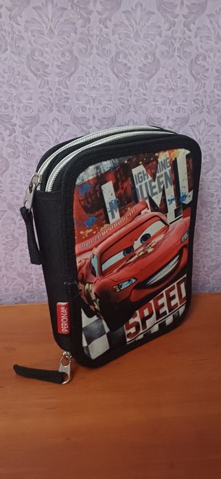 Пенал твердий без наповнення шкільний Маквін тачки