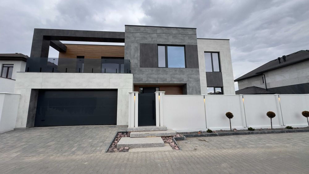 Капитальный Дом в ДАЙБЕРГЕ! Застроенная улица рядом с парком! Таирово!