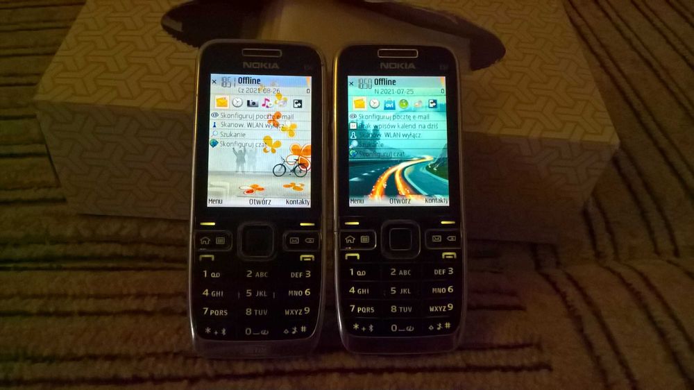 sprzedam dwie nokie e 52