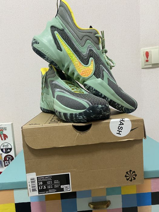 Нові Чоловічі баскетбольні кросівки Nike Cosmic Unity 2