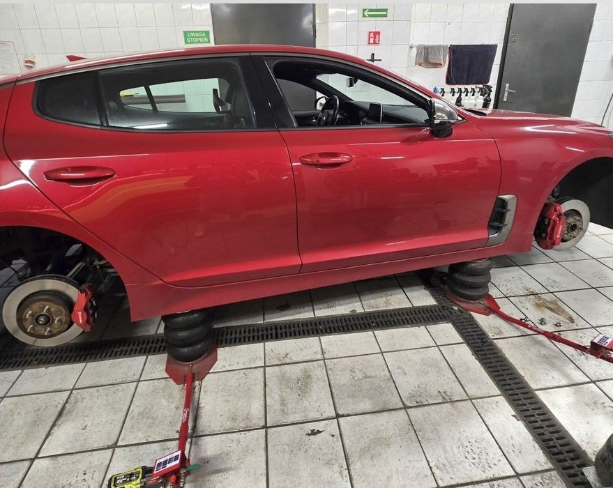 Kia Stinger GT line, najlepsze prezenty robisz sobie  sam