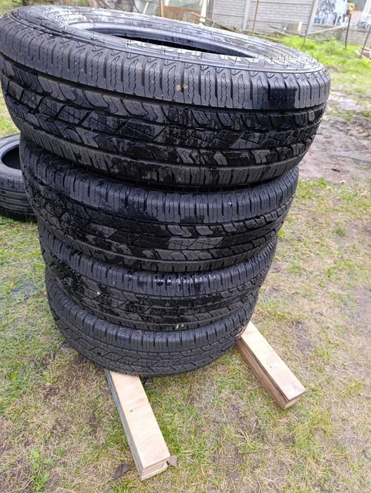 sprzedam komplety opon  i felg na samochód