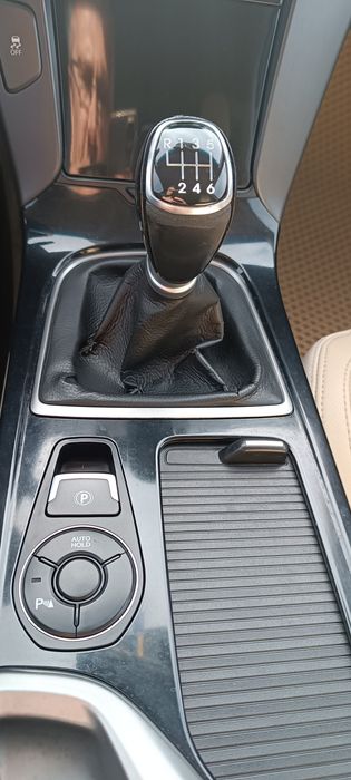 Хендай І40 2013  1.7 дизель механічна коробка передач