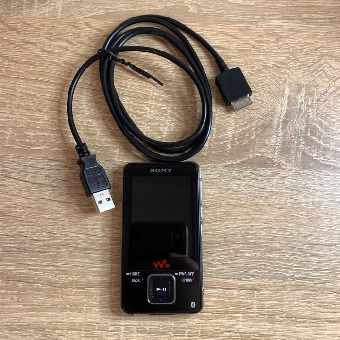 Портативний МР3 плеєр Sony Walkman NWZ-A829 16GB Bluetooth