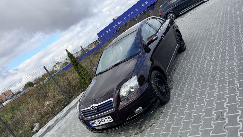 продам Toyota avensis1.8  2008 автомат під виплату