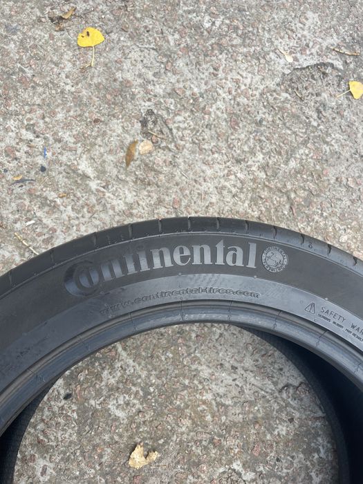 Літня гума (резина) Continental (Контененталь) Б/у 285/45 R20