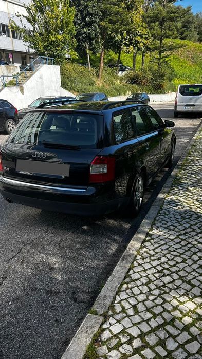 Audi a4 8E 1.6 2004