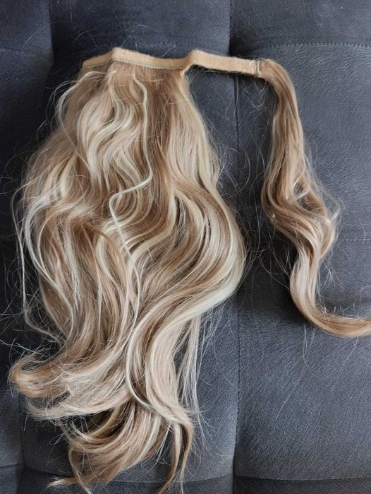 Przedłużenie kucyka treski doczepy syntetyczne 35cm blond
