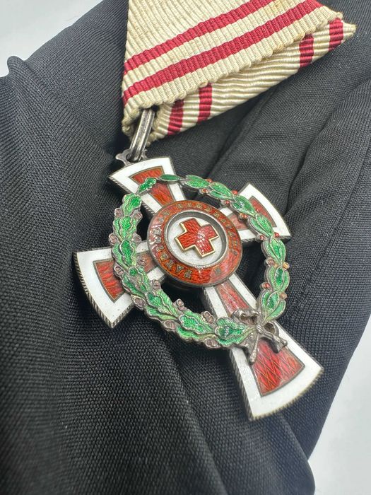 Austro-Węgry Odznaczenie Honorowe Czerwony Krzyż II klasy 1914