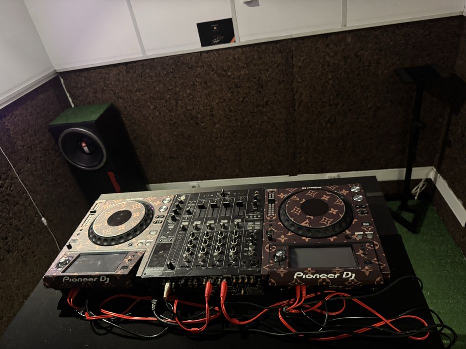 Sala de Ensaio para DJs – DJM 800 + XDJ 1000MK2
